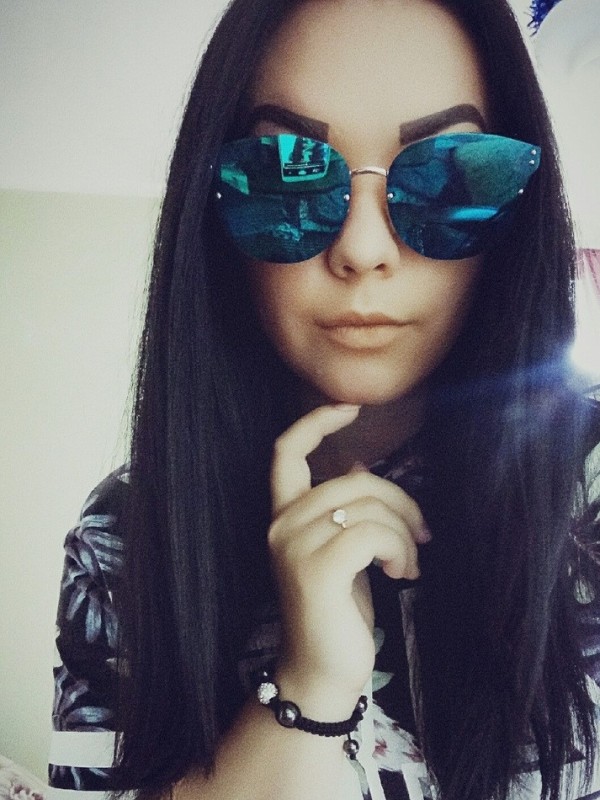 Зарина привлекательная девушка из Кипучего цена от 3500 руб