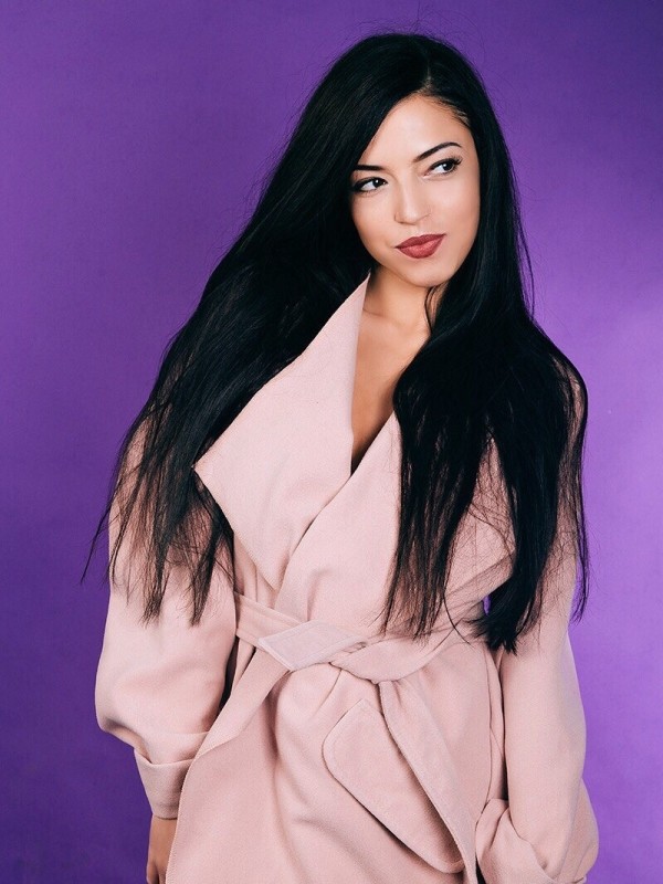 Инна привлекательная девушка из Кипучего цена от 3000 руб