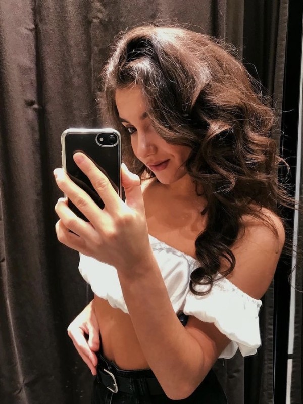 🎥 Анжела привлекательная девушка из Кипучего цена от 4000 руб