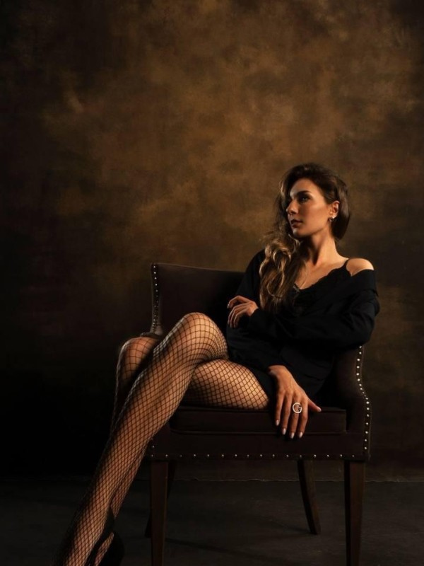 Зарина привлекательная девушка из Кипучего цена от 5000 руб